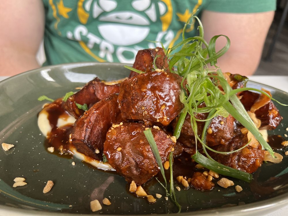 Social spots from RÜT Bar & Kitchen