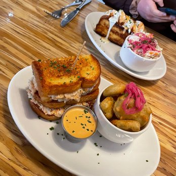 Slapfish - Seafood Near Me - Indianapolis, Indiana