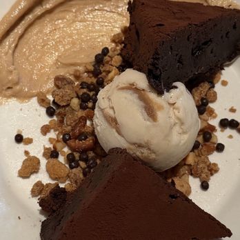 Brasero - Latin American Near Me - Chicago, Illinois