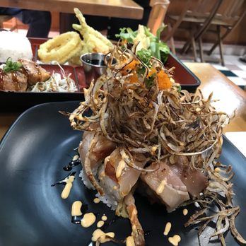 Sushiholic - Sushi Bars Near Me - La Mirada, California