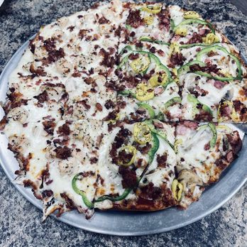 PeezO’s Pizza - Half Chicken Bacon Ranch and Half Deluxe - Pizza Near Me - Owensboro, Kentucky PeezO’s Pizza - Half Chicken Bacon Ranch and Half Deluxe - Pizza Near Me - Owensboro, Kentucky