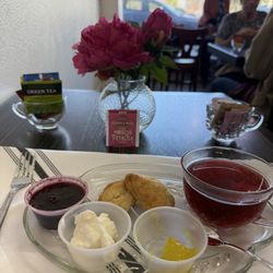 Blue Ox Bistro and Chocolates - Scones with ham and hibiscus tea