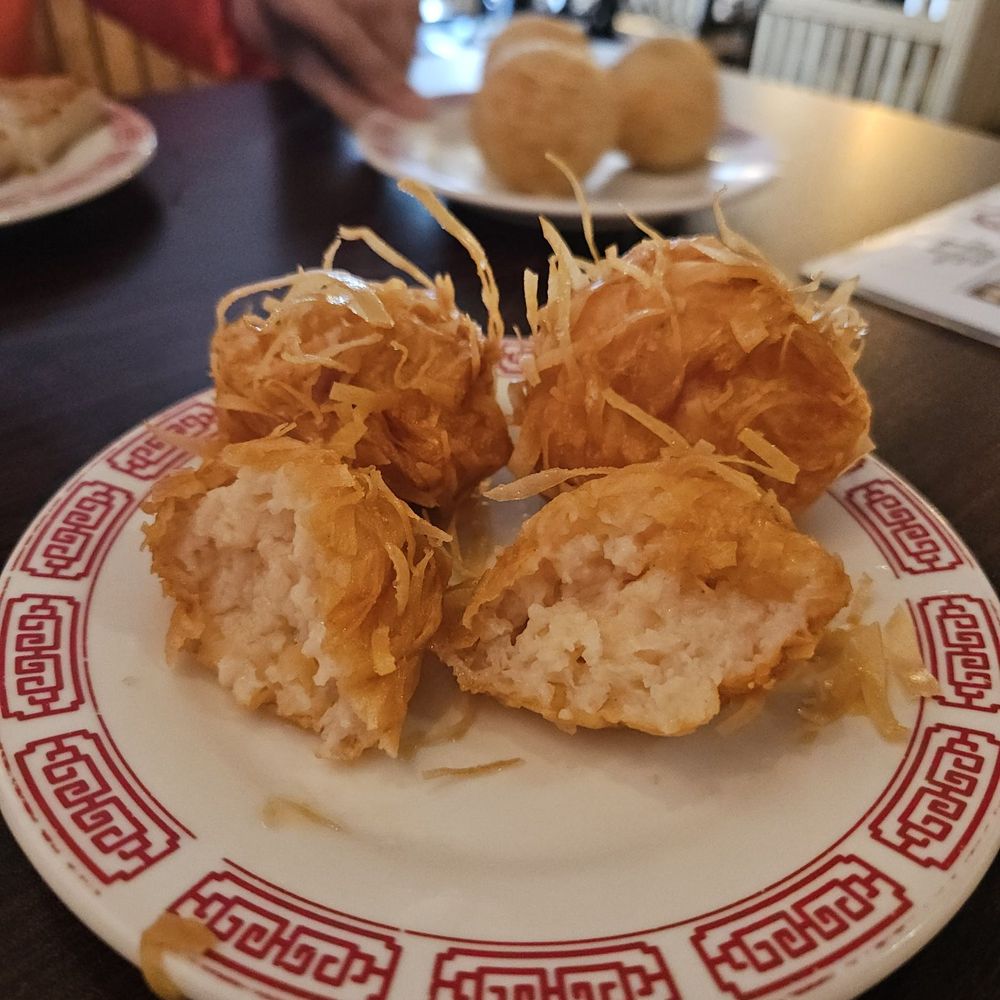 Lucky Cat Dim Sum Restaurant - Cantonese Near Me - Jacksonville, Florida Lucky Cat Dim Sum Restaurant - Cantonese Near Me - Jacksonville, Florida