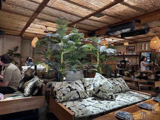 Belles Beach House by null