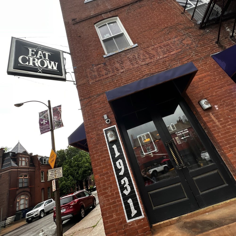Eat Crow - Outside - Bars Near Me - St. Louis, Missouri