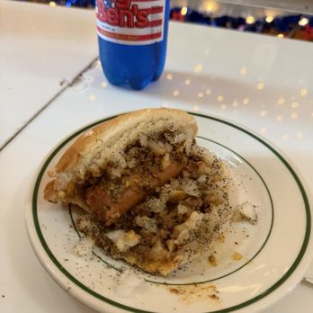 Coney Island Lunch - Added black pepper to my loaded dog - Burgers Near Me - Shamokin, Pennsylvania