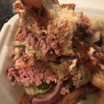 Applebee's Grill + Bar - Raw whiskey burger that Applebee's tried to kill me with tonight! Assassination attempt failed! - American Near Me - Norfolk, Virginia