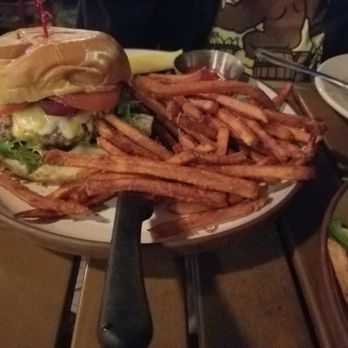 The Flying Saucer - Pubs Near Me - Garland, Texas