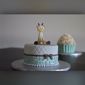 Andrea Bakes - Sophie topped cake - Custom Cakes Near Me