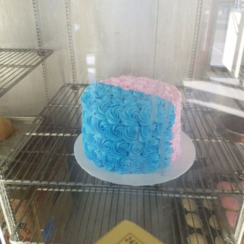 Lincoln Bakery - $85 gender reveal rosette cake - Bakeries Near Me - Anaheim, California Lincoln Bakery - $85 gender reveal rosette cake - Bakeries Near Me - Anaheim, California