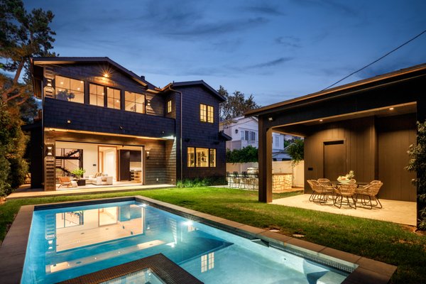 Home Build 2 - An Integrated Team Of Experts Dedicated To Exceeding Our Client's Expectations