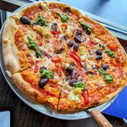 Tony C's - Vegetarian pizza