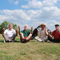 Golfplatz Prenden - Für einen guten Score wird alles versucht!