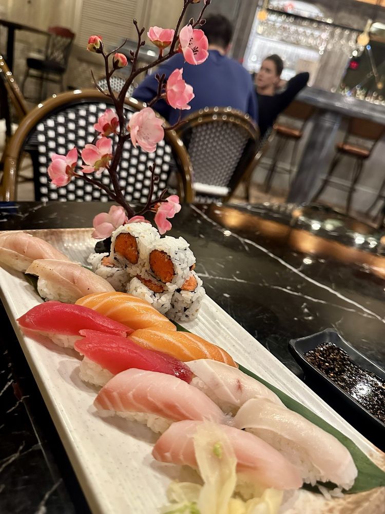 Social spots from Dashu Japanese Cuisine & Bar