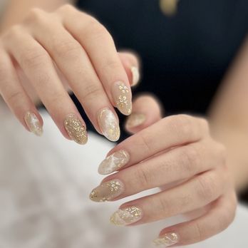 Maison Nail Spa - Nail Salons Near Me - Pasadena, California Maison Nail Spa - Nail Salons Near Me - Pasadena, California