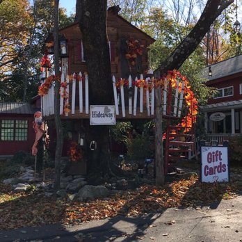The Tree House Tavern & Bistro - So cute decorations outside - New American Near Me - Warwick, Rhode Island