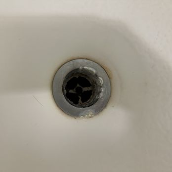 Quality Inn - Nasty shower drain - Hotels Near Me - Waynesburg, Pennsylvania Quality Inn - Nasty shower drain - Hotels Near Me - Waynesburg, Pennsylvania