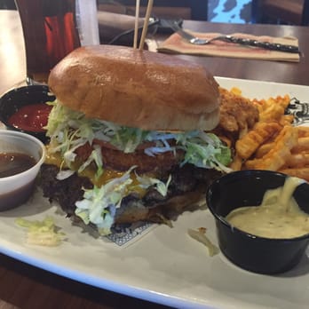 Guy Fieri's - Original Ringer Burger - American Near Me - Cancún, ROO Guy Fieri's - Original Ringer Burger - American Near Me - Cancún, ROO