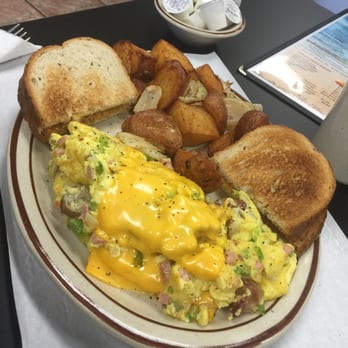 Oceana Diner - The country omelet with fresh grilled potatoes - Diners Near Me - Jacksonville, Florida Oceana Diner - The country omelet with fresh grilled potatoes - Diners Near Me - Jacksonville, Florida