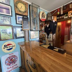 Tigh Ned - Bar