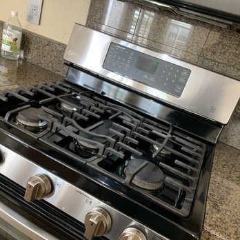 Yaz’s Cleaning Services - Spotless range and counters - Home Cleaning Near Me