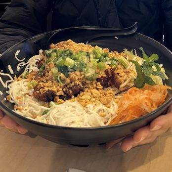 Little Vietnamese Bistro - Chicken bun, chicken with cold noodle salad - Vietnamese Near Me - San Bruno, California Little Vietnamese Bistro - Chicken bun, chicken with cold noodle salad - Vietnamese Near Me - San Bruno, California