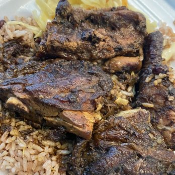 Scotch Bonnet Jamaican Eatery - Brown stew chicken, cabbage, with rice n peas - Caribbean Near Me - Atlanta, Georgia Scotch Bonnet Jamaican Eatery - Brown stew chicken, cabbage, with rice n peas - Caribbean Near Me - Atlanta, Georgia