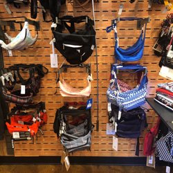 Tillys - Omg, hello 1980! Fanny packs are back!!
