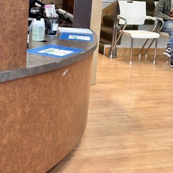 SimonMed Imaging - San Francisco SFAMI - Lobby waiting room