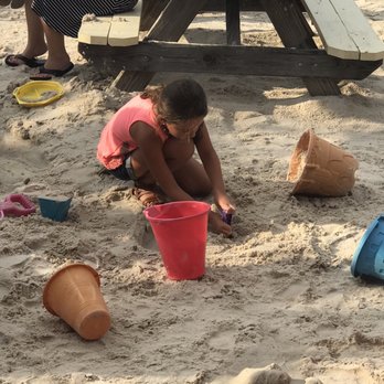 LuLu's Destin - Kids play area - Seafood Near Me - Destin, Florida