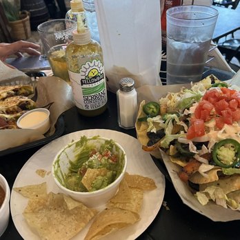 Downtown Cantina - Veggie nachos and steak quesadillas - Tacos Near Me - Weatherford, Texas