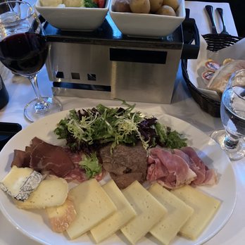 La Raclette - Raclette dinner without cured meats. - Fondue Near Me - Montreal, Quebec