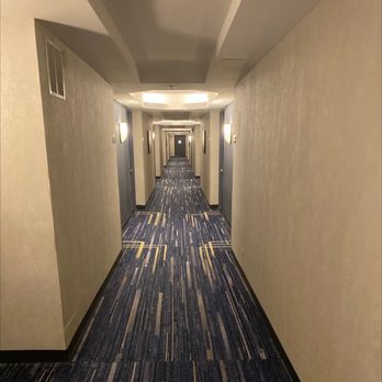 Hilton Newark Airport - Hotels Near Me - Elizabeth, New Jersey Hilton Newark Airport - Hotels Near Me - Elizabeth, New Jersey