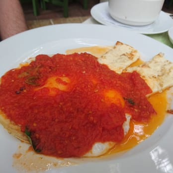 Casa Oaxaca - Huevos rancheros al comal con hoja santa y queso fresco asado banados en salsa de chile de agua ($93 pesos) - 3 stars. Tried a bite, ok. - Mexican Near Me - Oaxaca, OAX Casa Oaxaca - Huevos rancheros al comal con hoja santa y queso fresco asado banados en salsa de chile de agua ($93 pesos) - 3 stars. Tried a bite, ok. - Mexican Near Me - Oaxaca, OAX