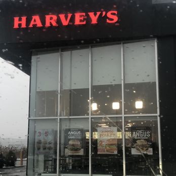 Harvey's - the front of a restaurant - Burgers Near Me - Vaudreuil-Dorion, Quebec Harvey's - the front of a restaurant - Burgers Near Me - Vaudreuil-Dorion, Quebec