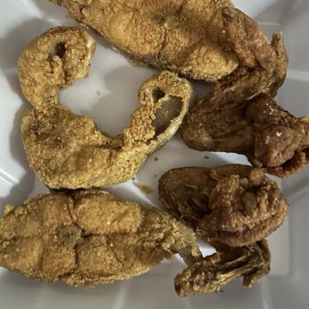 Sharks Fish & Chicken - Food received with order - Seafood Near Me - Hickory Hills, Illinois Sharks Fish & Chicken - Food received with order - Seafood Near Me - Hickory Hills, Illinois