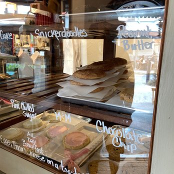 Blue Pig Bakery - Bakeries Near Me - Newport, Oregon Blue Pig Bakery - Bakeries Near Me - Newport, Oregon