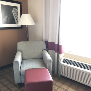 Four Points by Sheraton Calgary Airport - Hotels Near Me - Calgary, Alberta