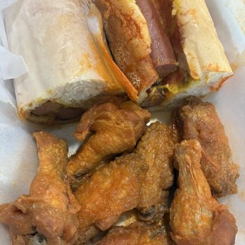 Chuck's Buffalo Grill - Hotdog & 4 Wings Combo - Chicken Wings Near Me - Ewing Township, New Jersey Chuck's Buffalo Grill - Hotdog & 4 Wings Combo - Chicken Wings Near Me - Ewing Township, New Jersey