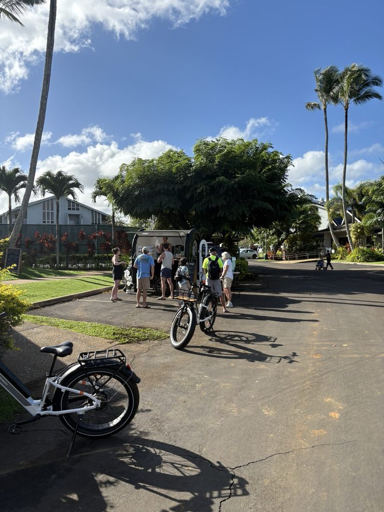 Breezy’s Rise and Shine Logo