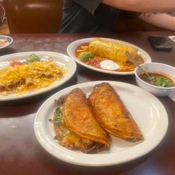 El Charro - Burrito mojado, Taquitos, y Tacos de Birria with the dip - Mexican Near Me - Cherry Valley, California El Charro - Burrito mojado, Taquitos, y Tacos de Birria with the dip - Mexican Near Me - Cherry Valley, California