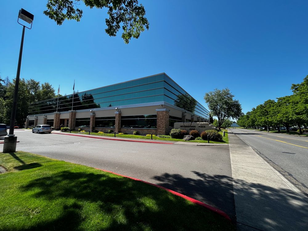 AgeRight Care at Home - home care agency in Milwaukie, OR