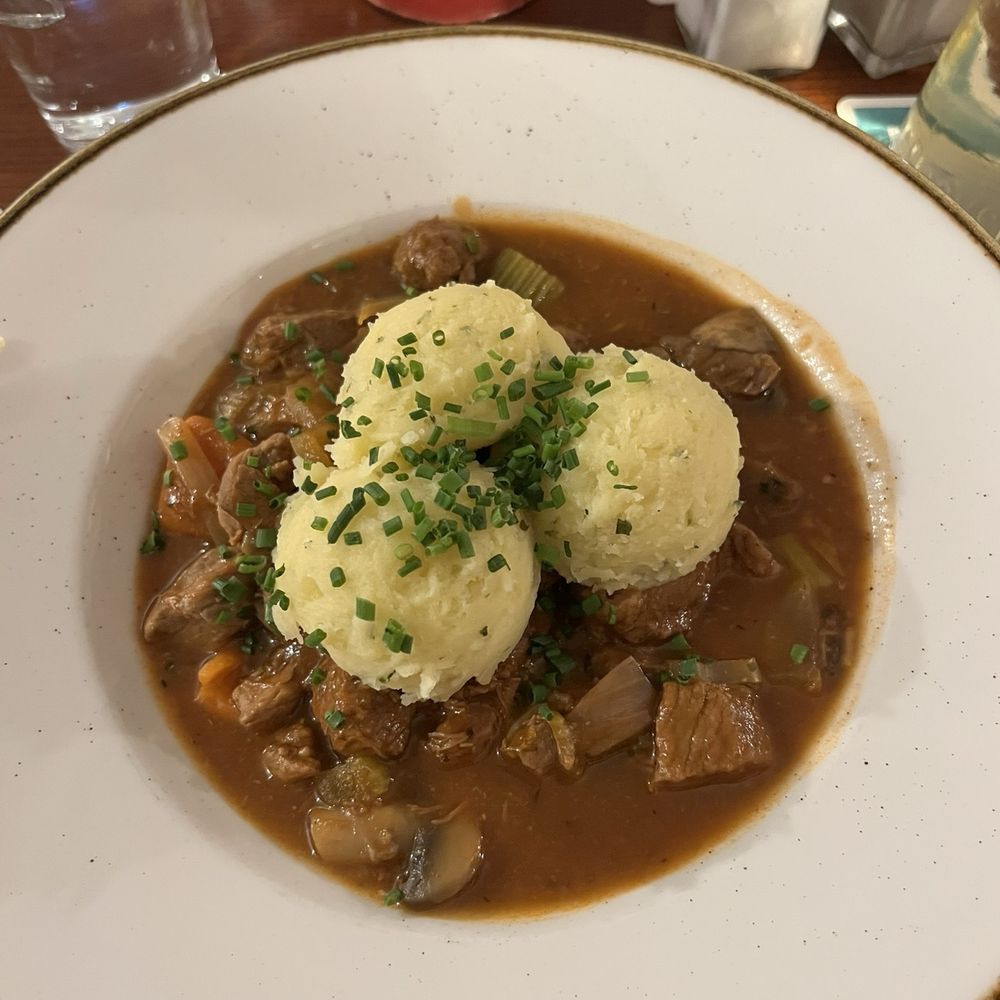 The Brazen Head - Pubs Near Me - Dublin, D