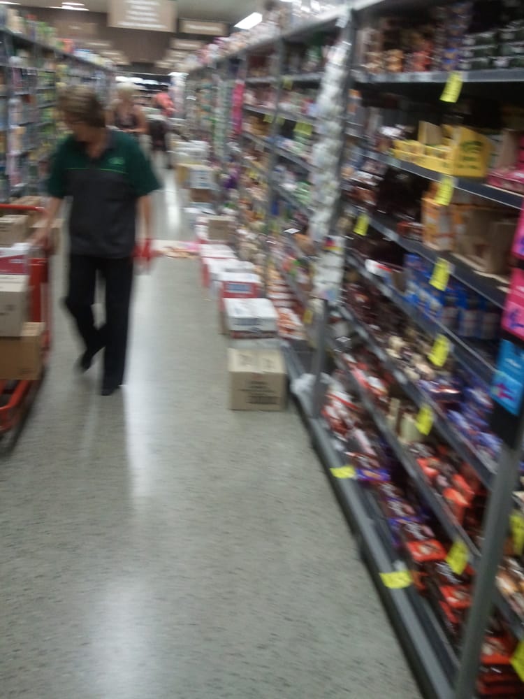 WOOLWORTHS Grocery Cnr of Joondalup Drive & Cheriton Rd, Carramar Western Australia