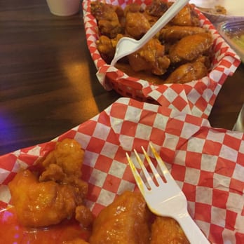 Wingtown & Grill - Delicious boneless and bone in wings!!!!! Try it you'll like it. - Chicken Wings Near Me - Carrollton, Texas Wingtown & Grill - Delicious boneless and bone in wings!!!!! Try it you'll like it. - Chicken Wings Near Me - Carrollton, Texas
