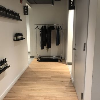 B/SPOKE - Hallway - Gyms Near Me - Wellesley, Massachusetts