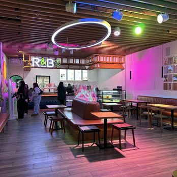 R&B Tea - Nitro - Inside store - Bubble Tea Near Me - Milpitas, California R&B Tea - Nitro - Inside store - Bubble Tea Near Me - Milpitas, California