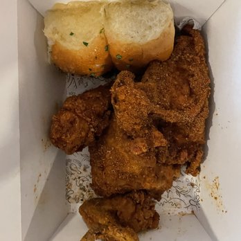 Honeymoon Chicken - 4 piece chicken with honey butter rolls - Chicken Shop Near Me - Washington, DC, District of Columbia Honeymoon Chicken - 4 piece chicken with honey butter rolls - Chicken Shop Near Me - Washington, DC, District of Columbia