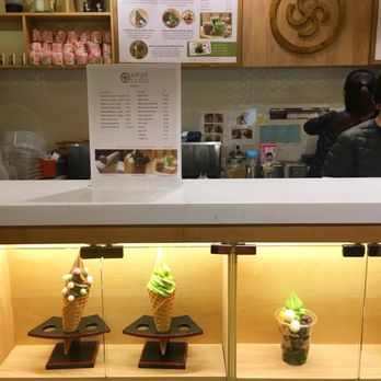 Saryo Cafe - Desserts Near Me - North York, Ontario