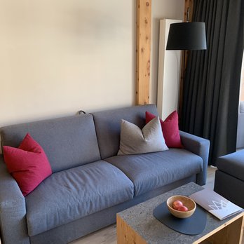 Kronhotel Kronblick - Sofa - Hotels Near Me - Chienes, Kiens, BZ Kronhotel Kronblick - Sofa - Hotels Near Me - Chienes, Kiens, BZ